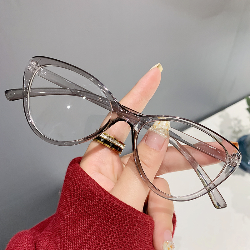 Triangle cat myopia star fashion glasses cat’s eye blue film anti-blue classic ultra-light black fashion glasses