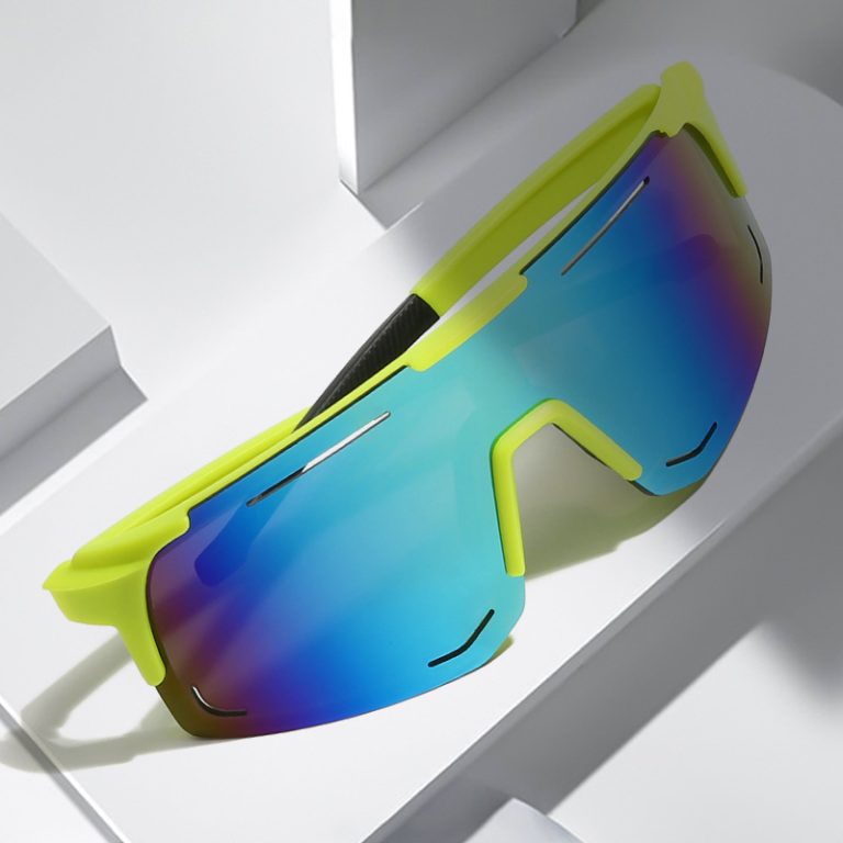 Colorful cycling sunglasses with UV protection, large frame, suitable for outdoor sports, skiing, and off-road activities