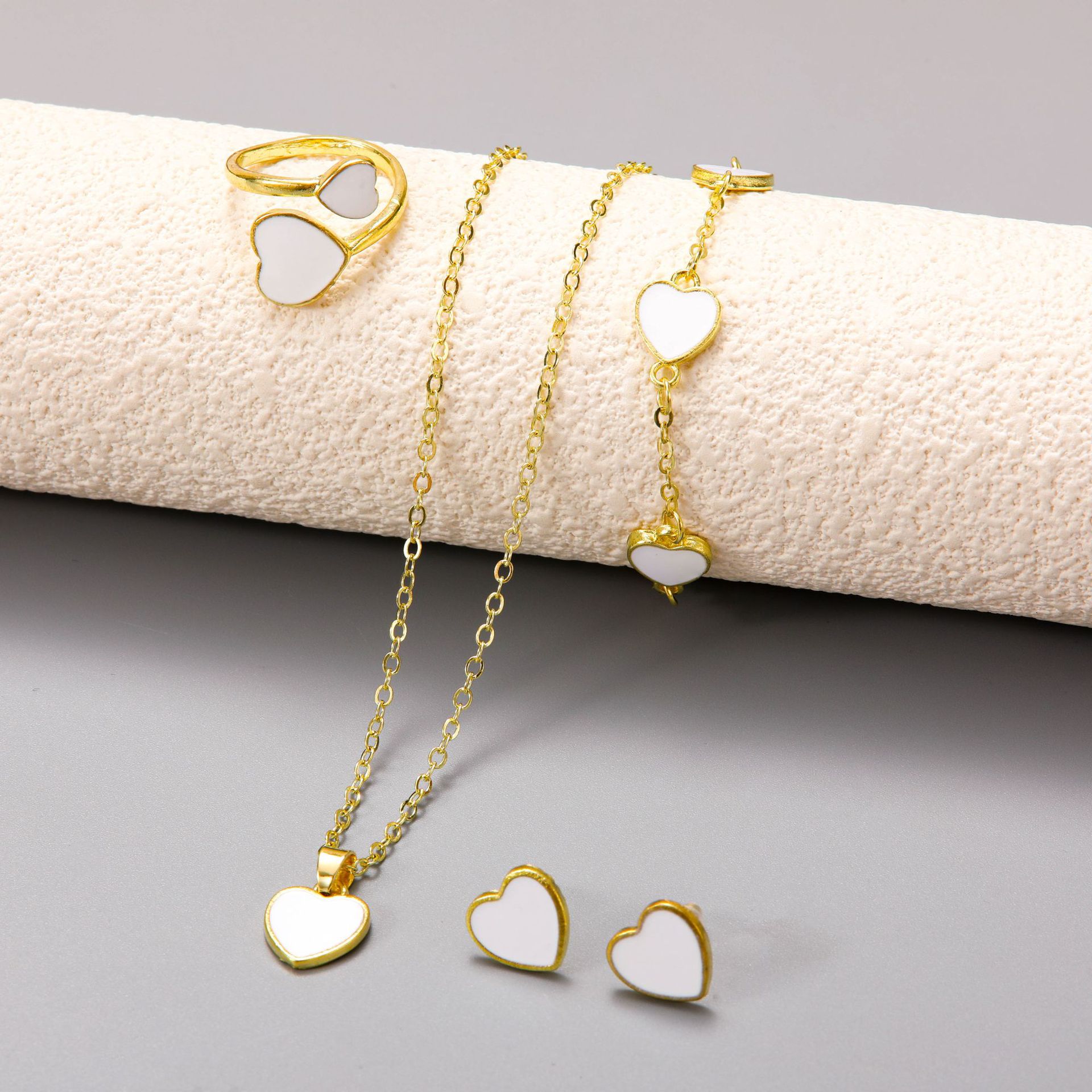 European and American Cross-Border Heart-Shaped Jewelry Set, Fashionable, Romantic and Sweet Love Pendant Necklace, Earrings, Ring, Bracelet Jewelry