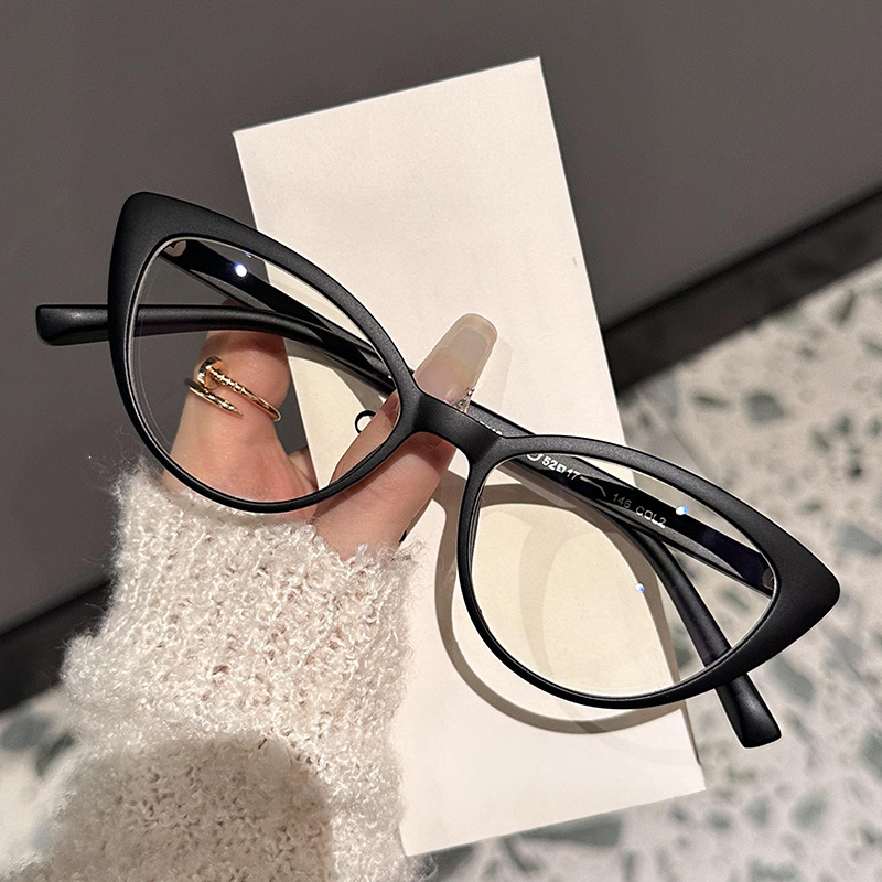 Internet Celebrity Same Style Retro Cat’s Eye Frame Black Frame Glasses Women’s Plain-made Artifact Round Face Cat-shaped Eyes Myopia Anti-blue Light