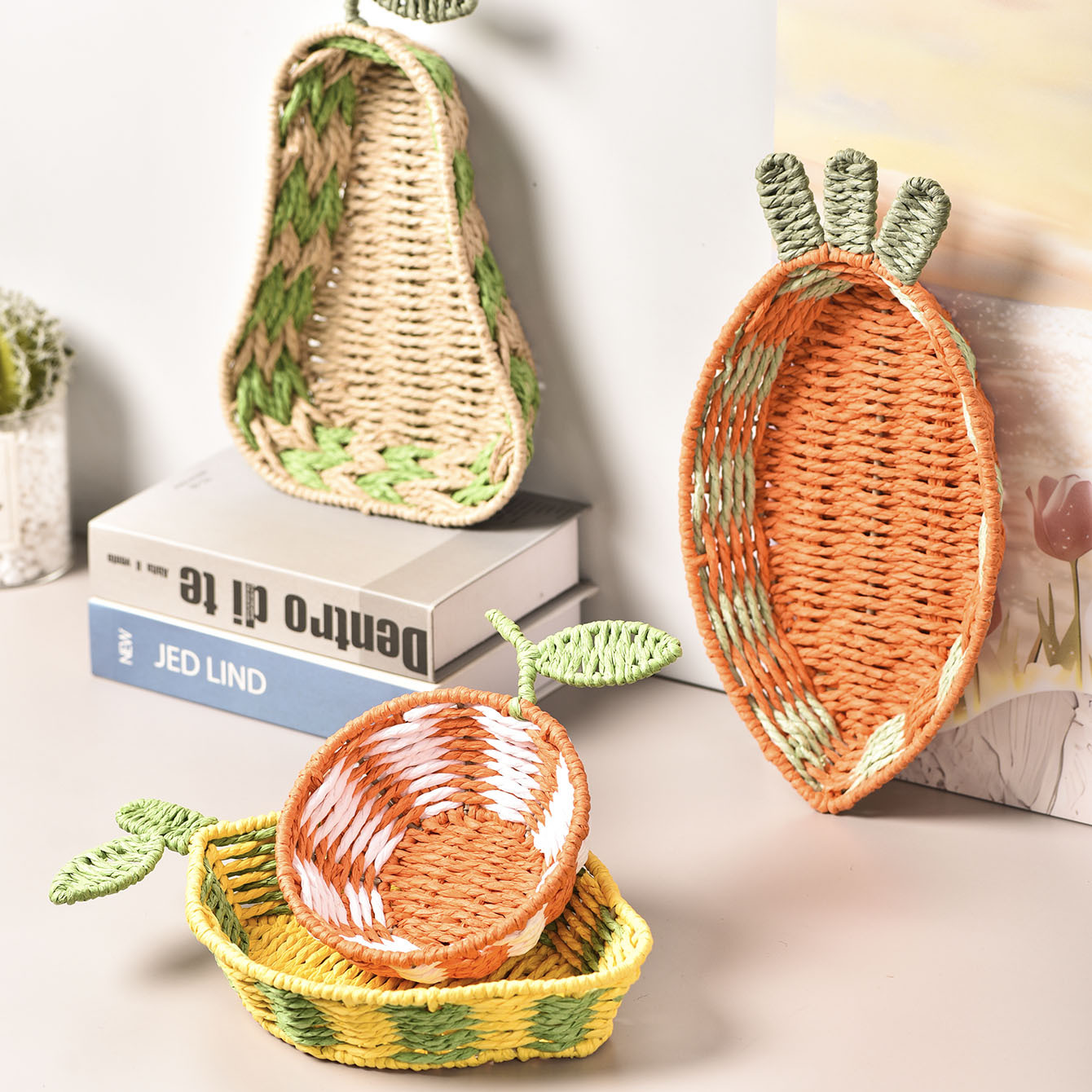 Factory wholesale of paper rope woven creative fruit and vegetable shaped storage baskets, home desktop fruit-shaped miscellaneous storage plates